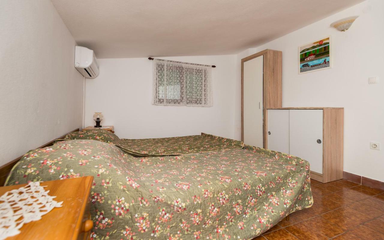 Apartman Azzurro *